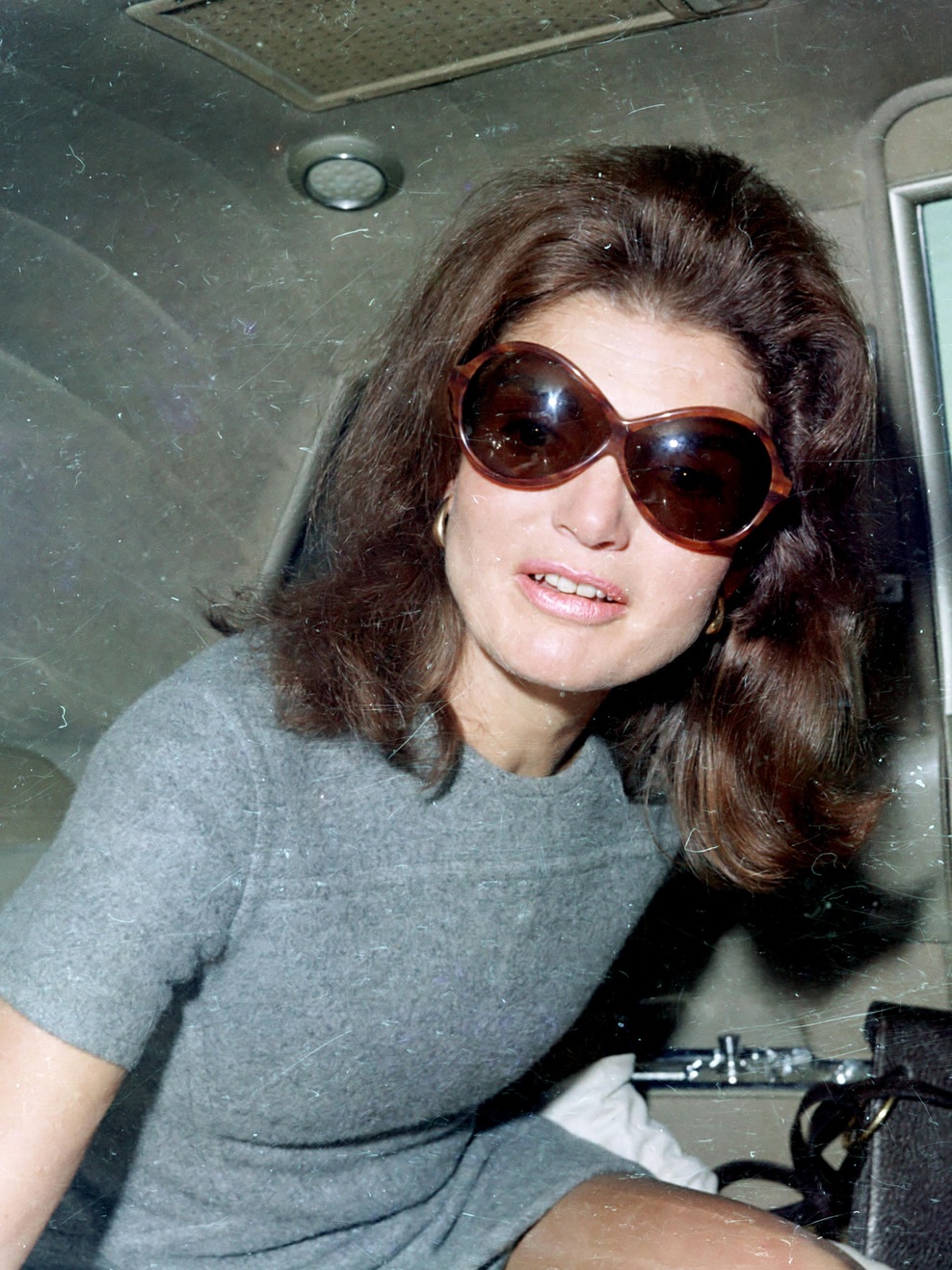 S temi modnimi kosi poustvarite poletni stil Jackie Kennedy Onassis (foto: Profimedia)