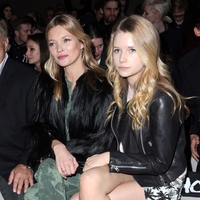 Tako danes izgleda mlajša sestra Kate Moss: izbrala kariero, ki je šokirala njene starše
