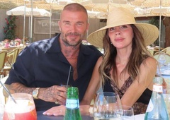 Victoria Beckham sledi stopinjam princese Kate s to "kraljevsko manikiro"