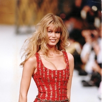 Stara je 20 let in je podedovala vso mamino lepoto: Tako je videti hčerka neponovljive Claudie Schiffer