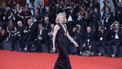 Cate Blanchett obleka Armani Privé beneški filmski festival