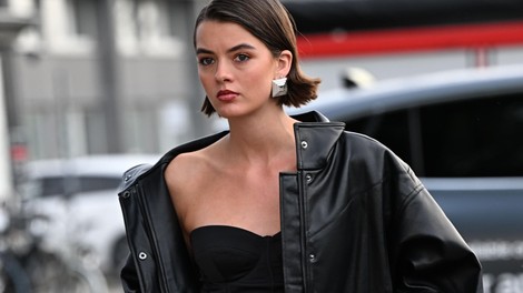 Nova jakna iz Zare spominja na prestižni YSL model: stane pod 60 € in kar kopni iz polic