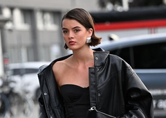 Nova jakna iz Zare spominja na prestižni YSL model: stane pod 60 € in kar kopni iz polic