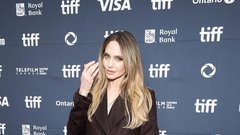Angelina Jolie svetovna premiera film Couture toronto filmski festival