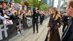 Angelina Jolie svetovna premiera film Couture toronto filmski festival