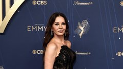 Catherine-Zeta-Jones emmy nagrade