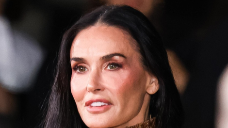 Demi Moore zlata obleka Gucci teden mode Milano
