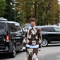 Najboljše spletne trgovine z vintidž oblačili: 10 butikov za nakup prestižnih zakladov iz druge roke