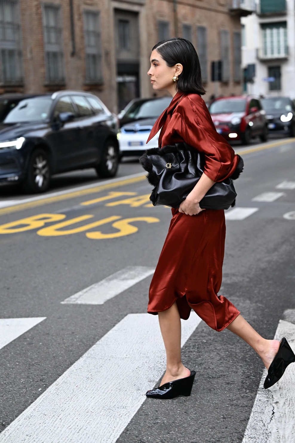 5 klasičnih barv, ki jih Francozinje izbirajo že na začetku leta 2026 (foto: Profimedia)