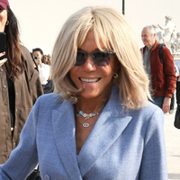 Brigitte Macron v stajlingu, ki ga obožujejo vse ženske (elegantna in preprosta)