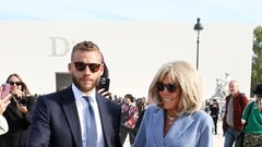 Brigitte Macron pariški teden mode Dior kavbojke