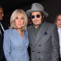 Brigitte Macron in Johnny Depp zaradi tega razloga ukradla pozornost v Parizu