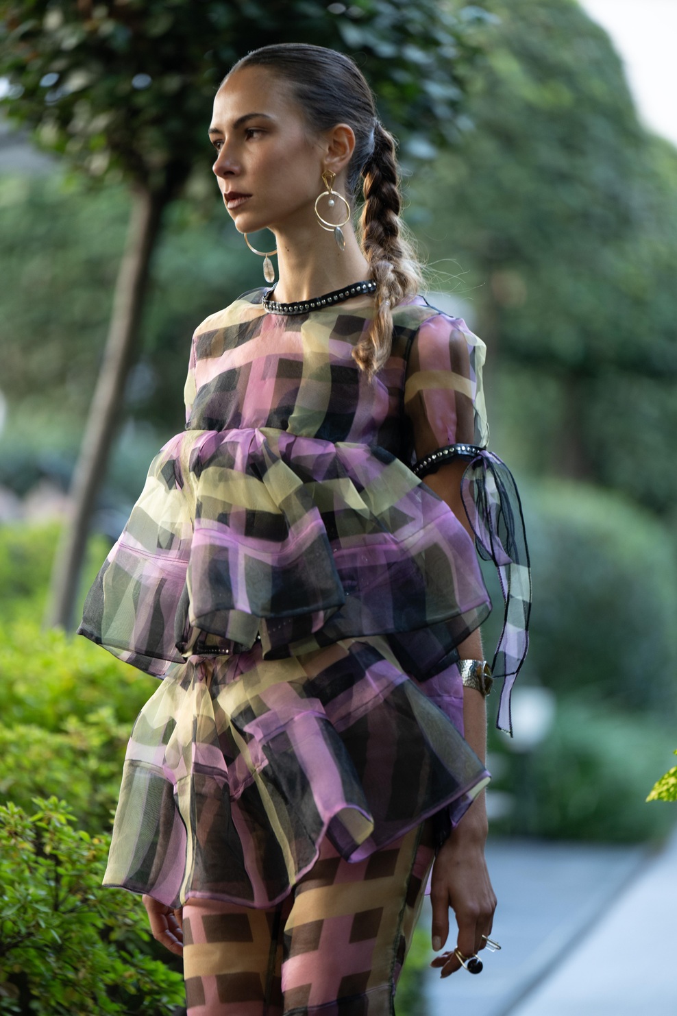 IZA BY SILVIA D'AVILA jewelry with PAPER DOLLS COLLECTION