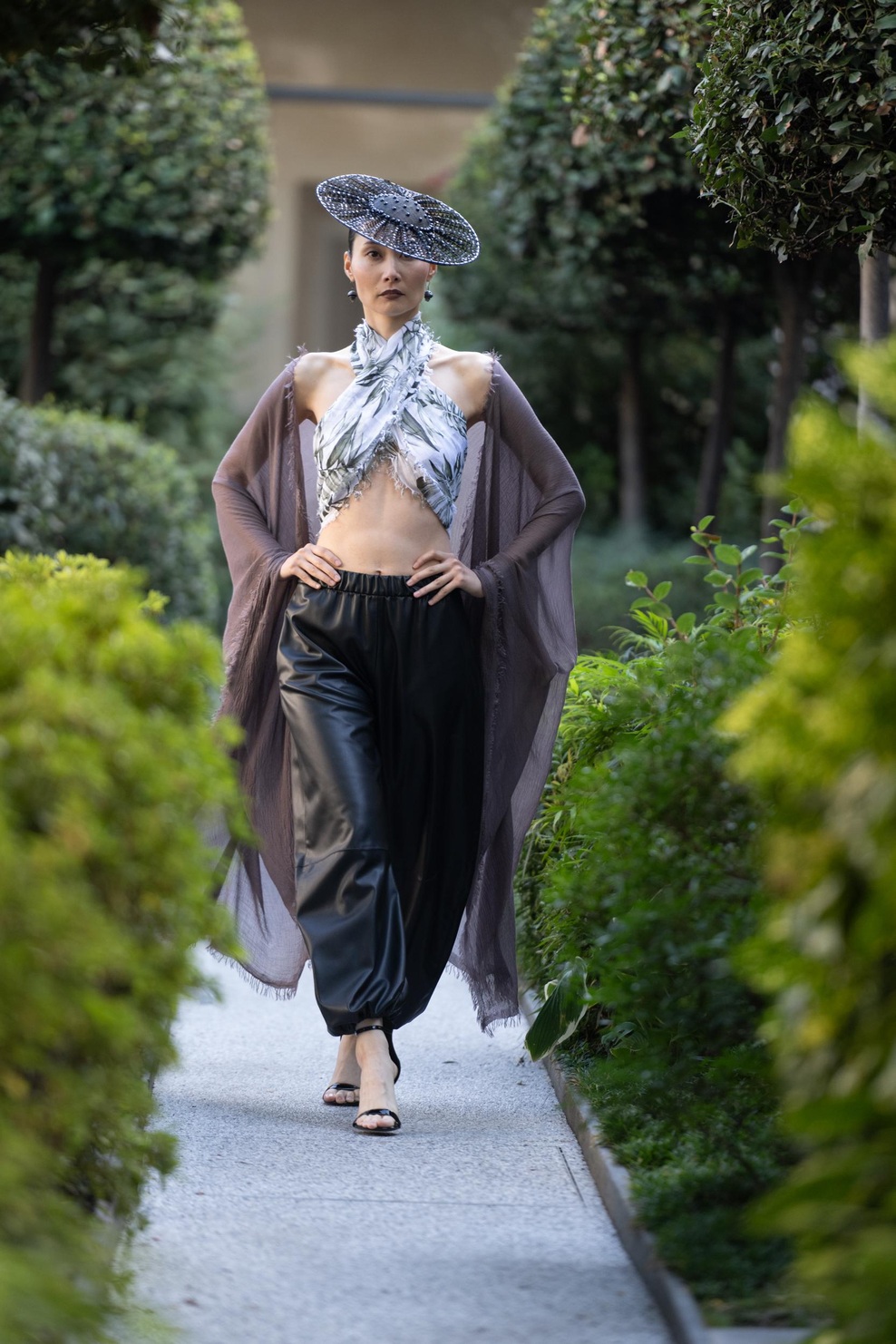 STOLES BY BELLA with BETH AIMÉE jewelry & CASA LILY shoes & JULZZALLURE headpiece