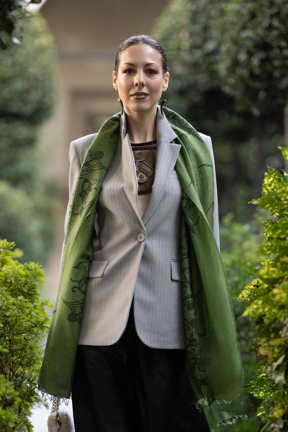 SUSHILA BAEHR scarf with NEGRITUDE jewelry & CHANDRA KEYSER