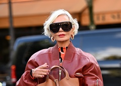 Kakšne kavbojke naj kupijo dame 50+? S tem modelom boste očarale vse!