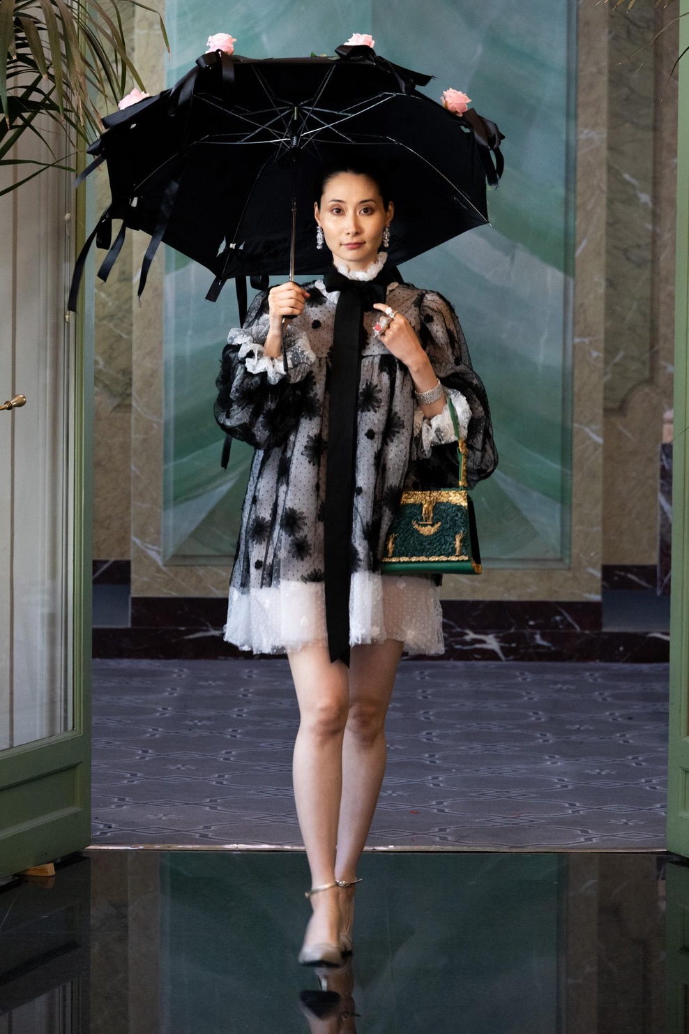 LAUREN LEIN DESIGNS with STAR OF HOLLYWOOD jewelry & ANELLEJ BY JELENA KULIC bag
