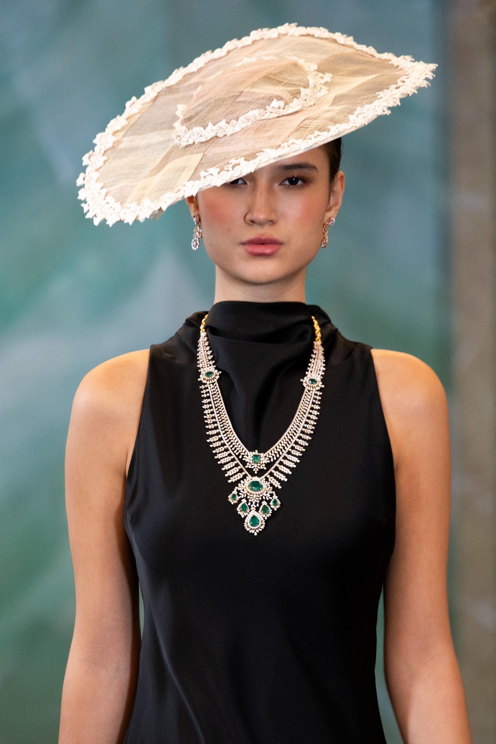 BERYLLE jewelry with JULZZALLURE headpiece