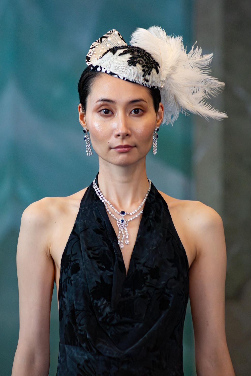 BERYLLE jewelry with JULZZALLURE headpiece
