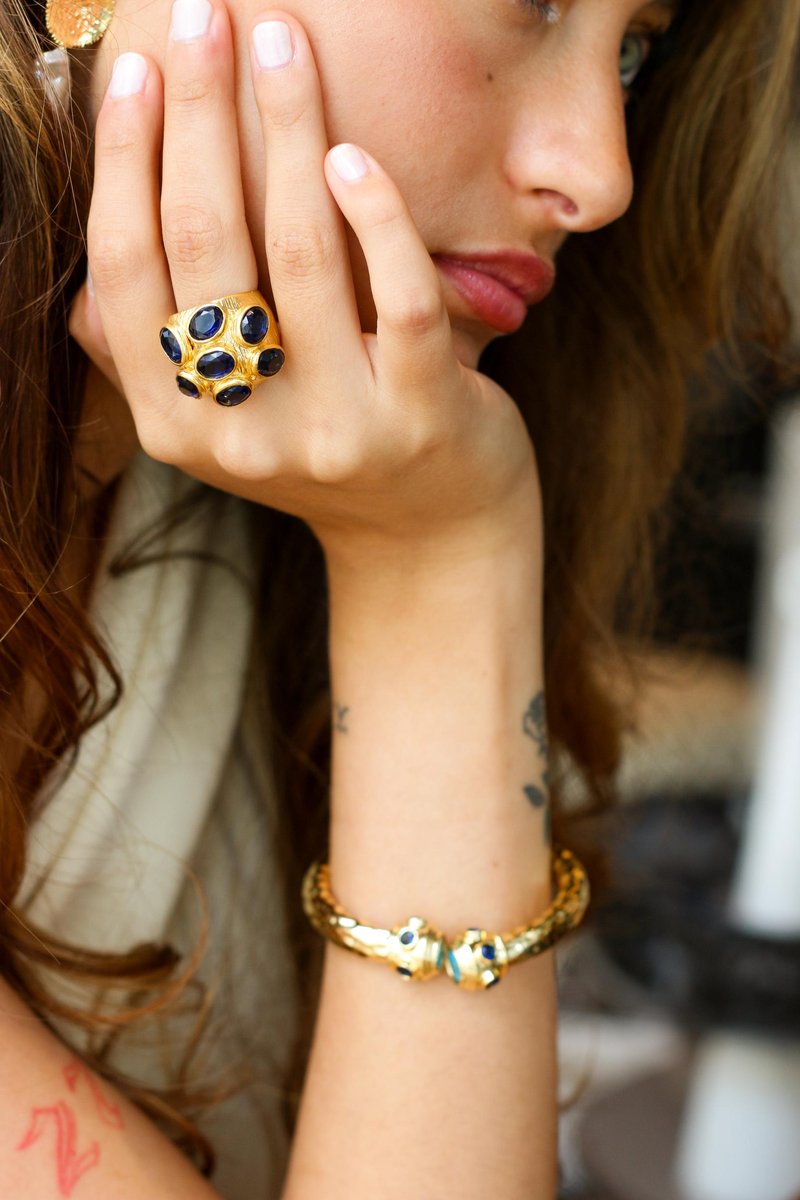 Nova obsedenost modnih poznavalk in zakaj si boste nakit Kybele Studio želele tudi ve