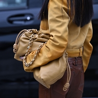 Edini kozmetični izdelek, ki ga morajo v torbici imeti vse prezaposlene ženske