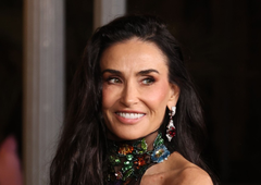 Videz, ki jemlje dih: vse oči so bile uprte v prosojno obleko Demi Moore