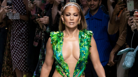 Jennifer Lopez obleka Versace