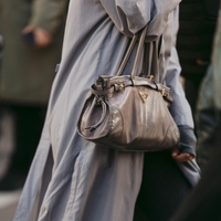 Trenutno je nošena torba največji luksuz, ki ga je mogoče kupiti z denarjem