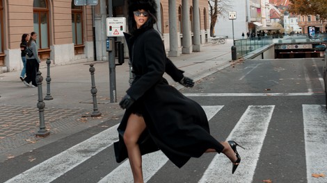 Plašč, ki bi ga z veseljem nosila tudi Victoria Beckham