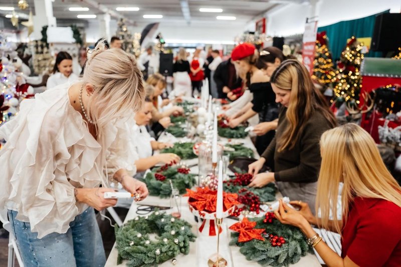 Prehiteli smo Mariah Carey in obiskali dih jemajoč božični sejem v Ljubljani, še kako vreden obiska!