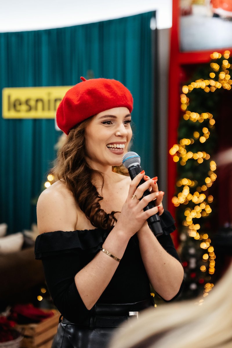 Prehiteli smo Mariah Carey in obiskali dih jemajoč božični sejem v Ljubljani, še kako vreden obiska!