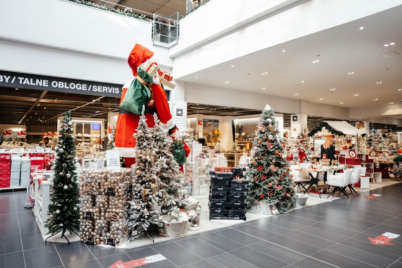 Prehiteli smo Mariah Carey in obiskali dih jemajoč božični sejem v Ljubljani, še kako vreden obiska!
