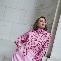 Poetika moči: Na novo opredeljena sodobna ženstvenost