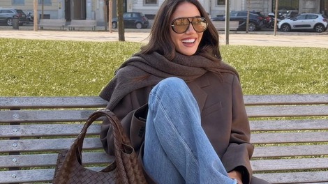 Te Zarine kavbojke za 26 evrov zagotovljeno pričarajo videz dolgih nog in sanjske postave