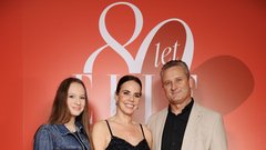 Lorella Flego z možem Alešem in hčerko Sofijo