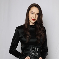 Elle Style Awards 2025: Nagrado Elle oblikovalec je prejela Anika Opara