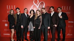 Zlata Zavašnik in člani skupine Jet Black Diamonds