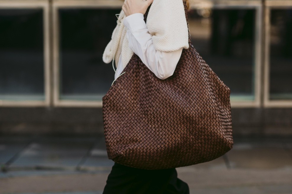 Velike torbice so to sezono na vrhuncu: in ti modeli so nas najbolj navdušili (foto: Profimedia)