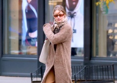 Novo obdobje gležnjarjev: ta model bo vsak zimski videz naredil prefinjen in eleganten