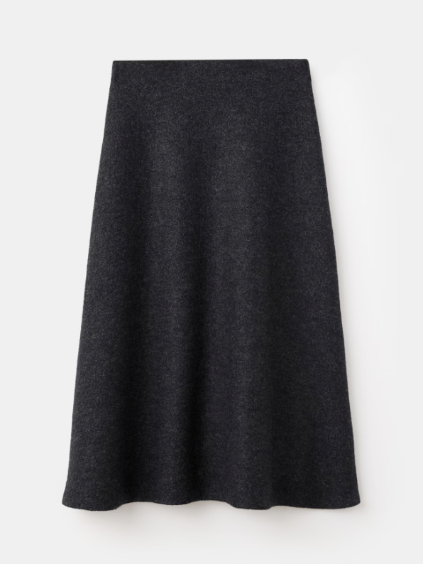 Mango je začel z Black Friday popusti: teh 13 kosov smo že dodale v svojo košarico!