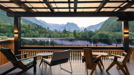 Najlepši zimski oddih s pogledom na Triglav: novo poglavje butičnega Hotela Boka