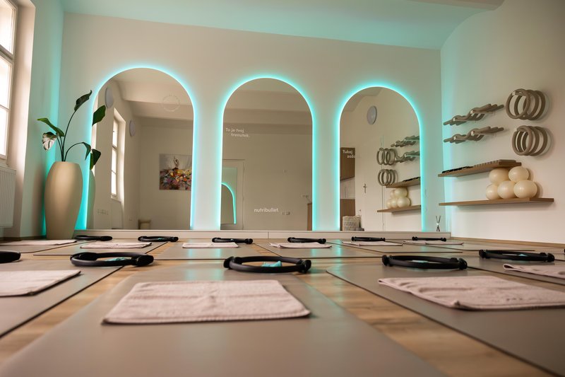 Najboljši obrok po jutranjem pilatesu: naprava, ki spreminja pripravo zdravih napitkov na poti