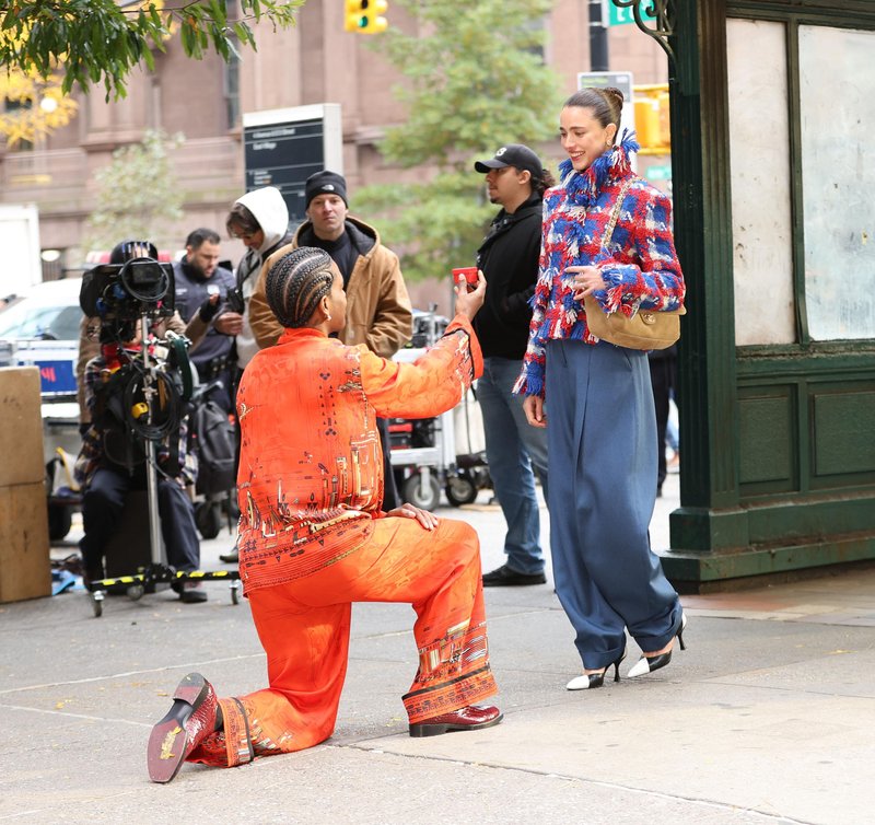 Novi obraz modne hiše Chanel navdušil tako modni kot glasbeni svet