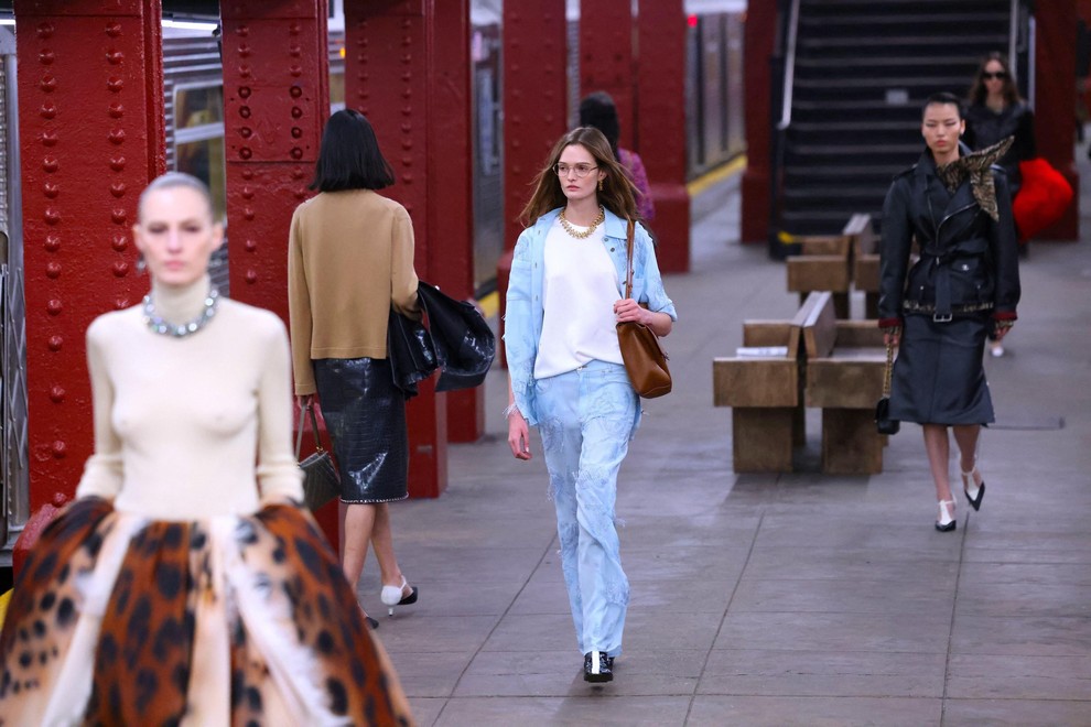 Chanel Métiers d’Art 2025: podzemna modna kulisa New Yorka