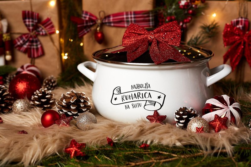 Nostalgično darilo, ki ga lahko podarite letos za božič (izdelano v Sloveniji)