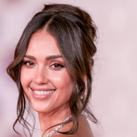 Zvezdnica v čudoviti obleki, s katero je v hipu ukradla vso pozornost