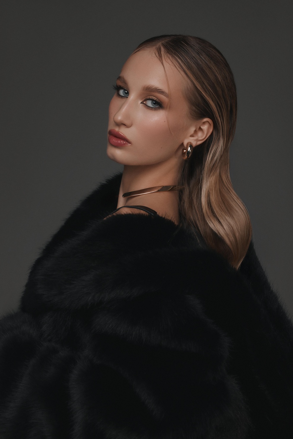 Eva Pogranychna: Navdih za bleščeč vstop v novo leto