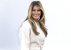 Eleganten, vsestranski in popoln za prvo damo: to je lepotni trend, ki mu je Melania Trump zvesta že leta