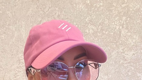 ''Iz kimone v aktivno eleganco: modna zgodba Vide Macura Maglica, stkana iz vztrajnosti in tihega luksuza''