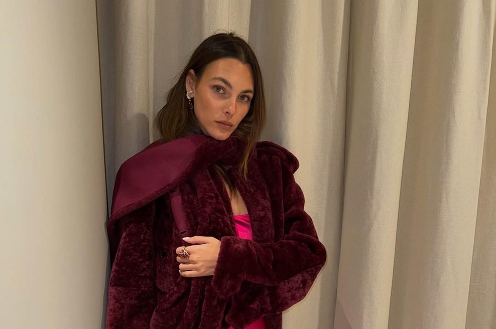 Ne tiščijo in popolno oblikujejo postavo: Te raztegljive kavbojke bodo postale vaša modna stalnica (foto: Profimedia)